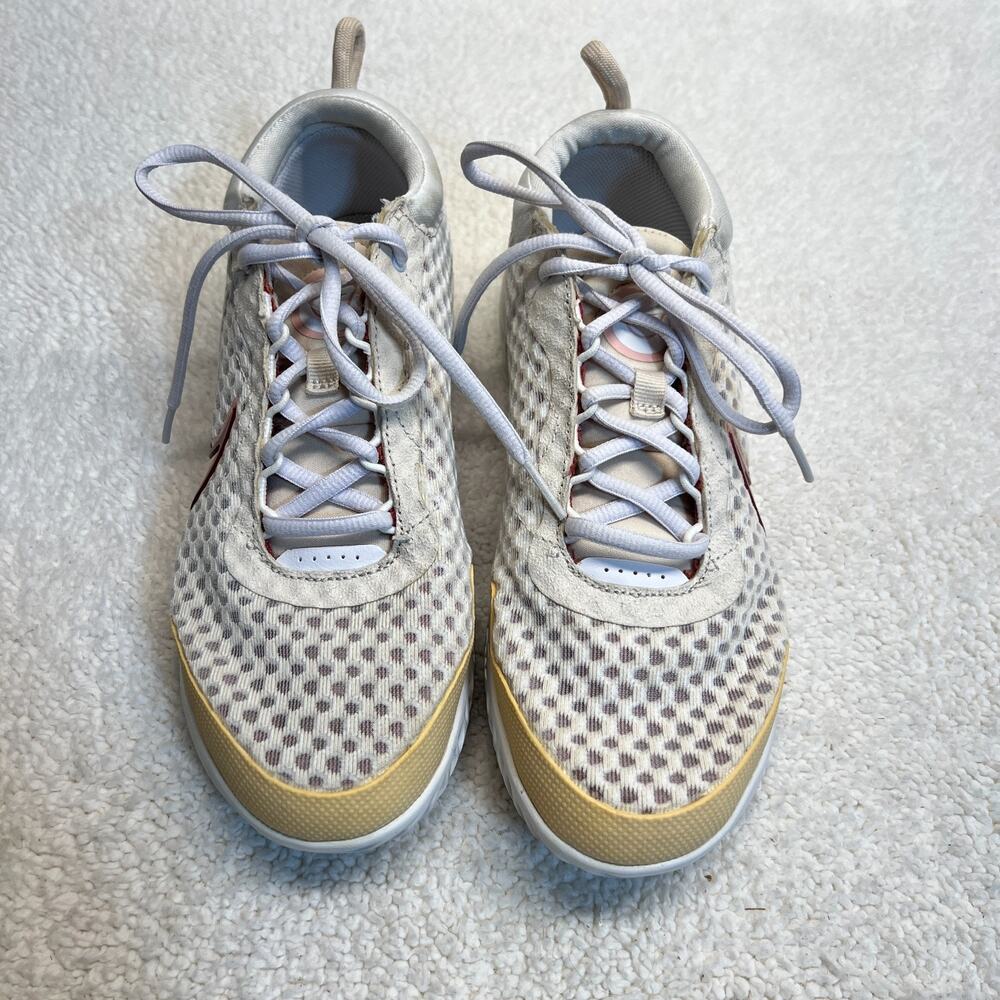 Nike Women's Sneakers NikeCourt Zoom Pro Pearl White Bleached Coral, Sz 7